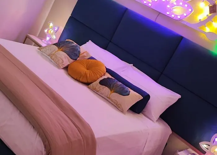 Guest house Roses & 4*
